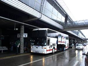 bus03.jpg